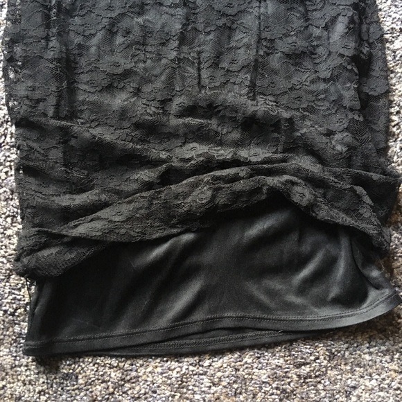 Black Lace Overlay Dress - Picture 4 of 5
